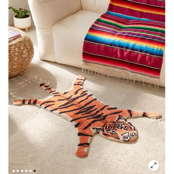 Urban Outfitters Other - Tiger bath mat rug